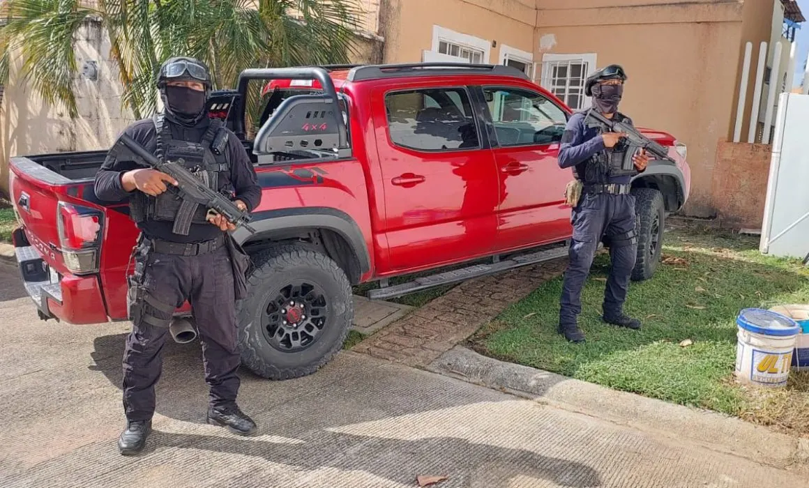 Recuperan en Acapulco camioneta robada en CDMX